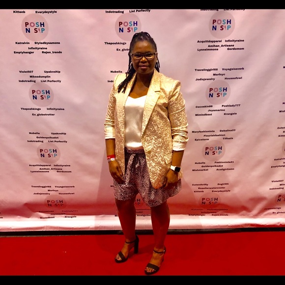 Meet your Posher, Tebo - Picture 5 of 8